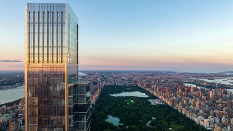 107123682 1663954673599 CPT PH Sunset Over Central Park photo credit Cody Boone SERHANT Studios